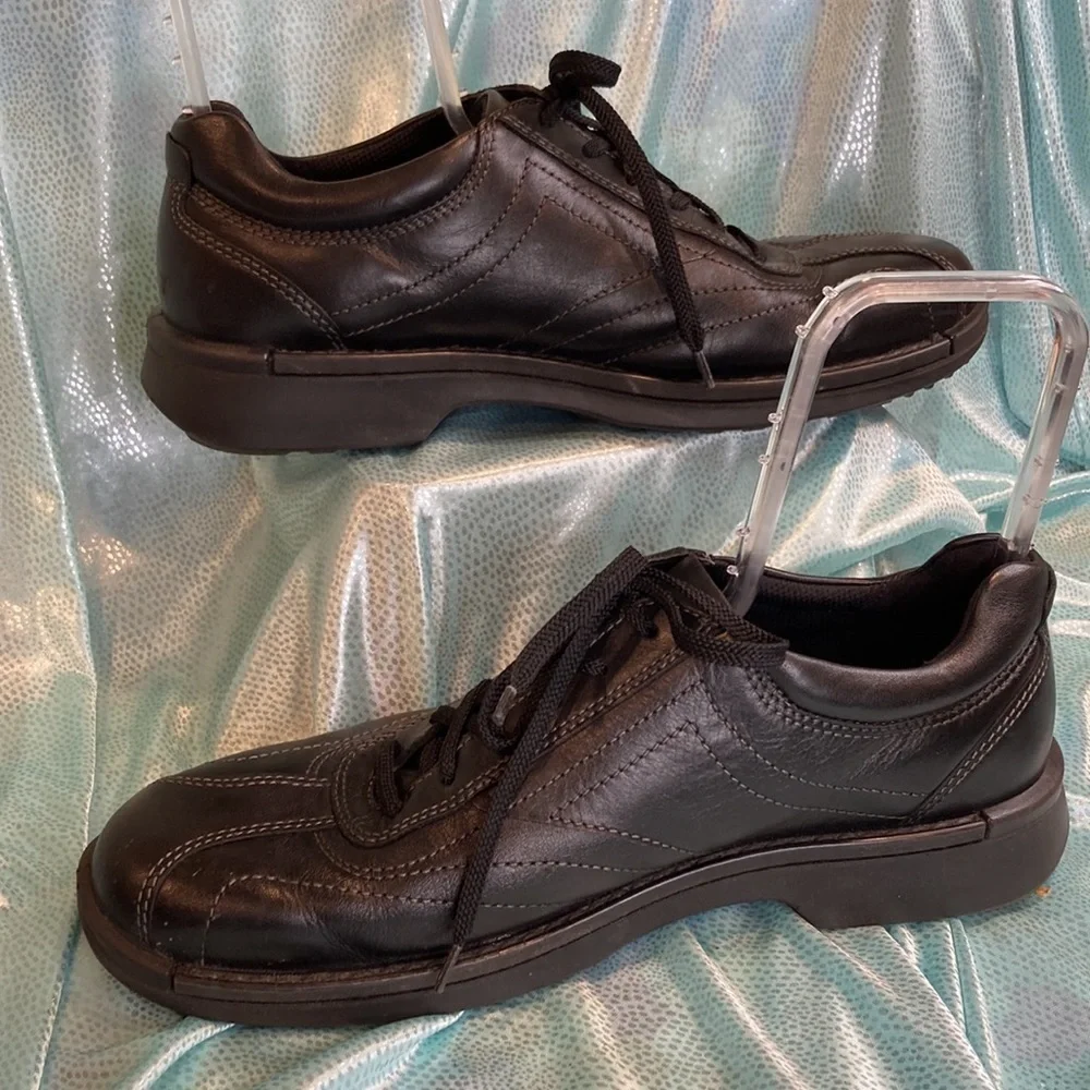 Ecco light shock point az 43 US10 black leather dress casual‎ arch support comfy